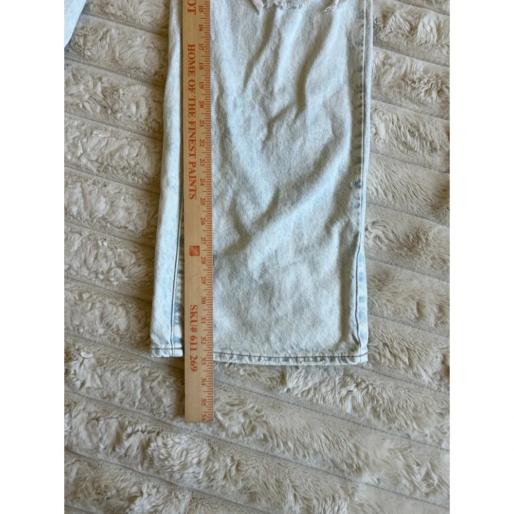PacSun Women's Light Wash Denim Distressed Wide Leg 29